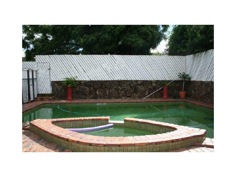 17 Aveling Street, Wavell Heights QLD 4012