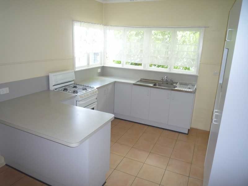 34 Allowrie Street, Stafford QLD 4053