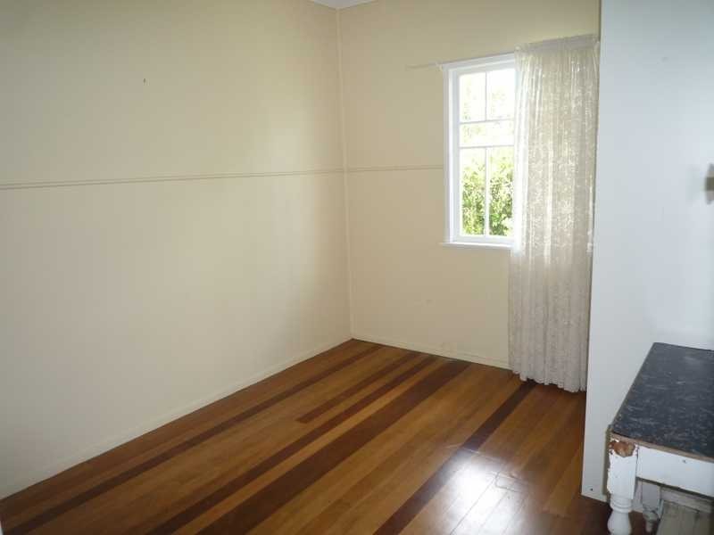 34 Allowrie Street, Stafford QLD 4053