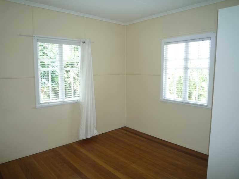 34 Allowrie Street, Stafford QLD 4053