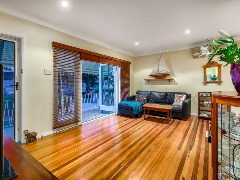 10 Mayflower Street, Geebung QLD 4034