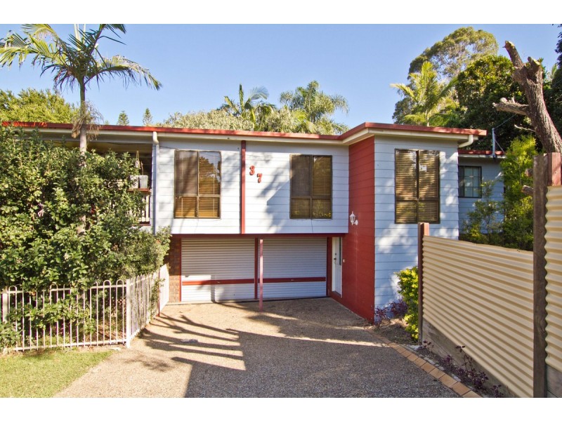 37 Bennetts Road, Everton Hills QLD 4053