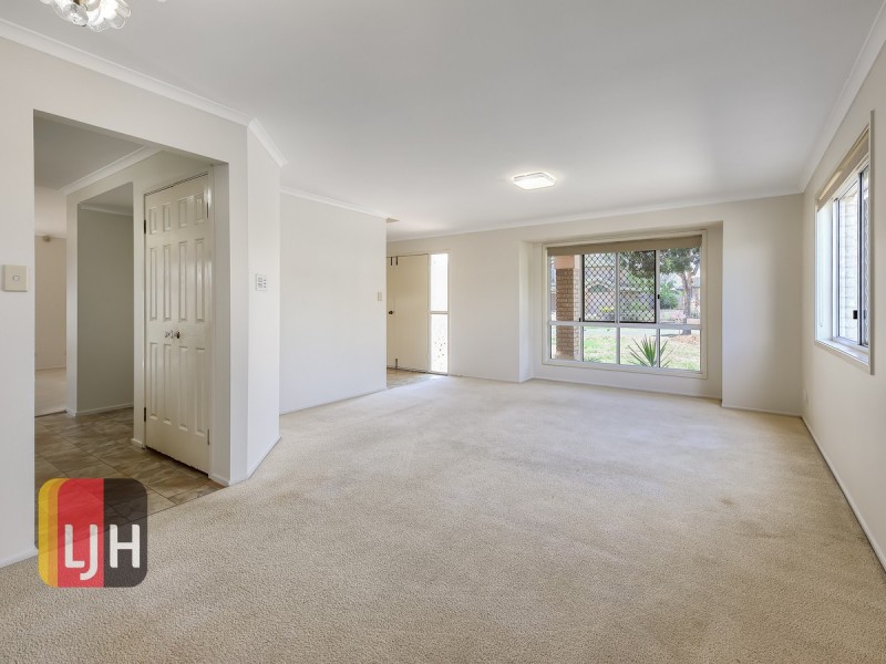 18 Redford Crescent, Mcdowall QLD 4053