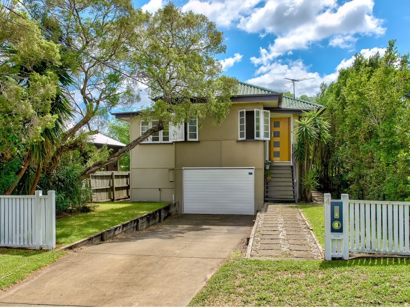 4 Thirteenth Avenue, Kedron QLD 4031