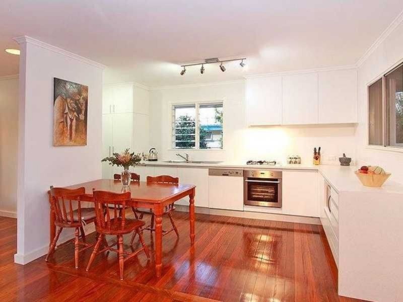 20 Burbank Street, Stafford Heights QLD 4053