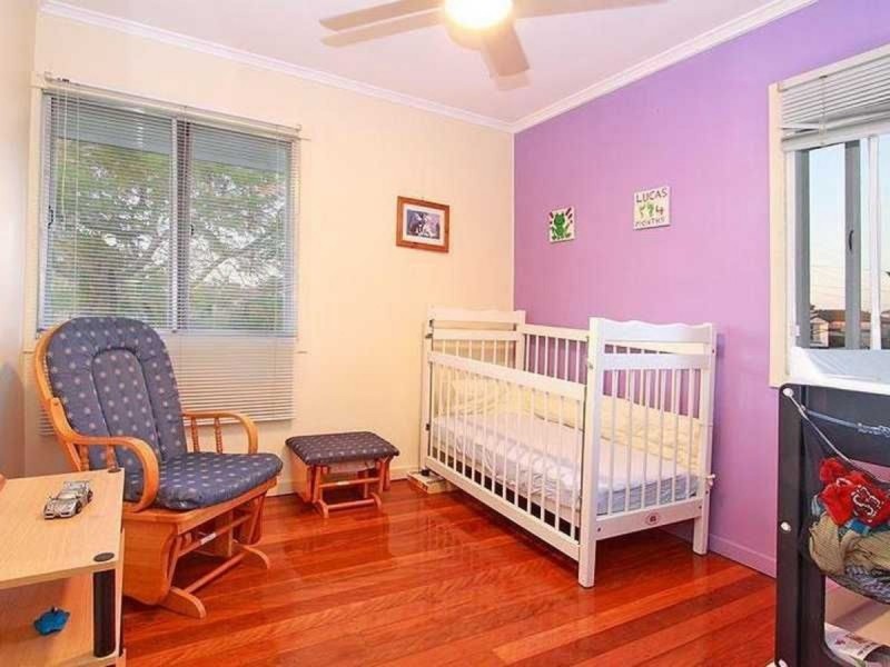 20 Burbank Street, Stafford Heights QLD 4053