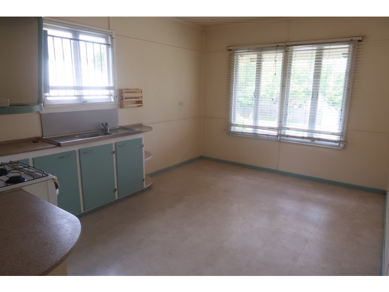 18 Almond Street, Northgate QLD 4013