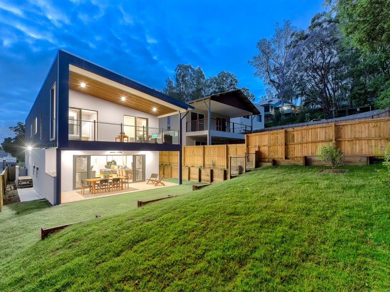 17a Willowie Street, Stafford QLD 4053