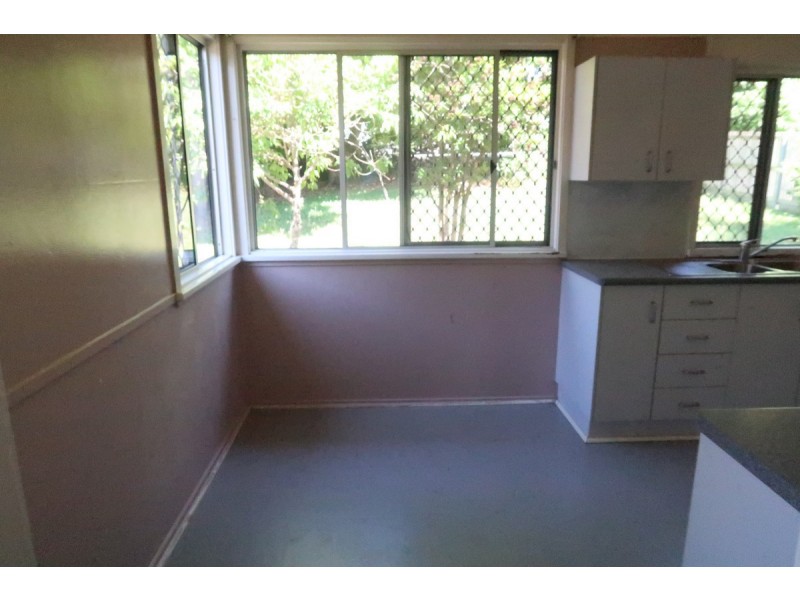 8 Yaralla Street, Chermside QLD 4032