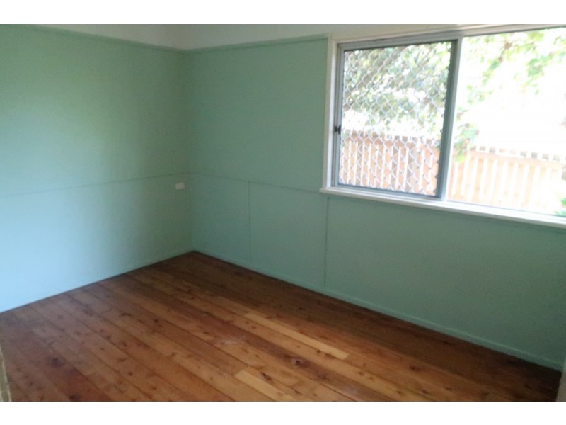 8 Yaralla Street, Chermside QLD 4032