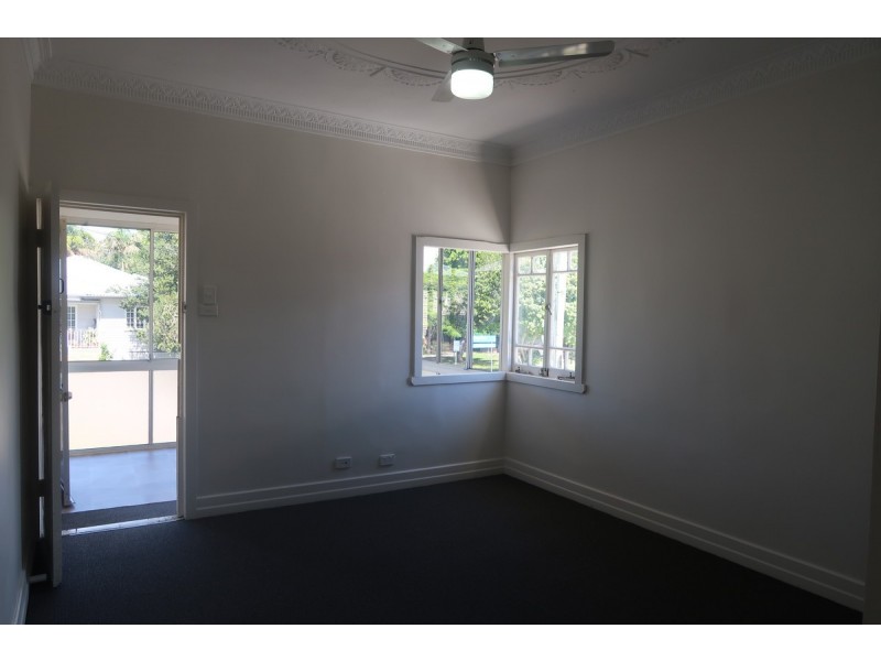 17 Rhodes Street, Stafford QLD 4053