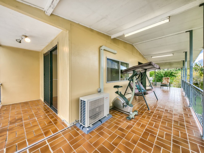 291 Kitchener Road, Stafford Heights QLD 4053