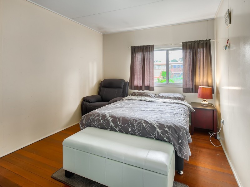 291 Kitchener Road, Stafford Heights QLD 4053