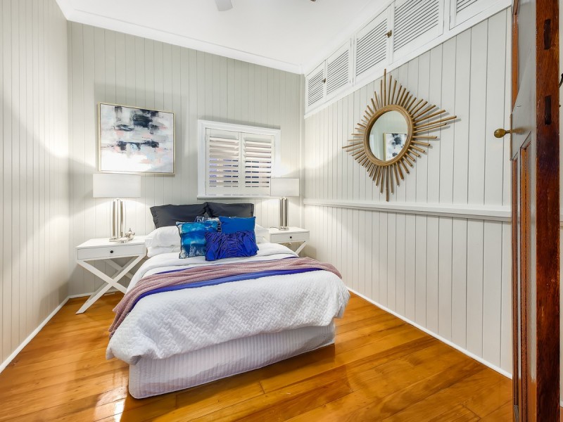 17 Brickfield Street, Windsor QLD 4030