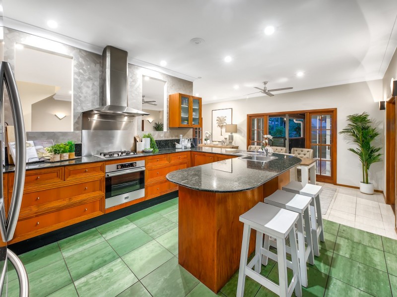 17 Brickfield Street, Windsor QLD 4030