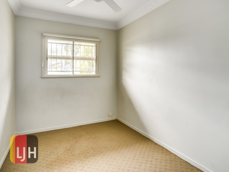 1 Reuben Street, Stafford QLD 4053