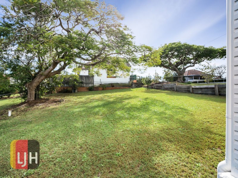 1 Reuben Street, Stafford QLD 4053