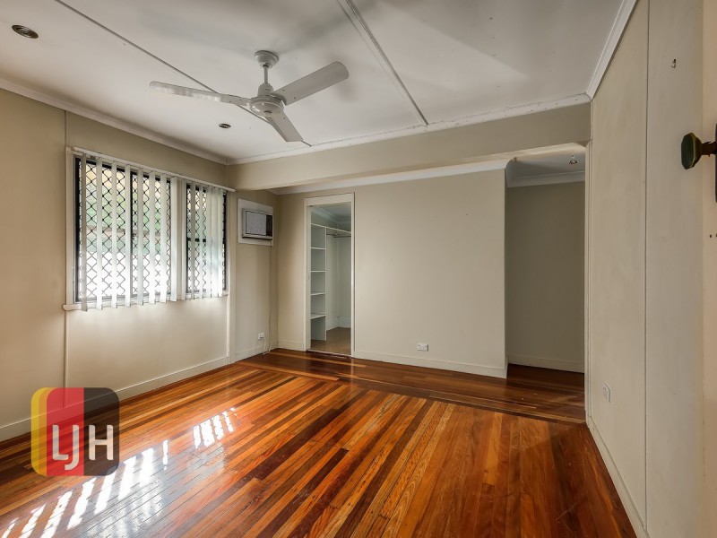 28 Armfield Street, Stafford QLD 4053