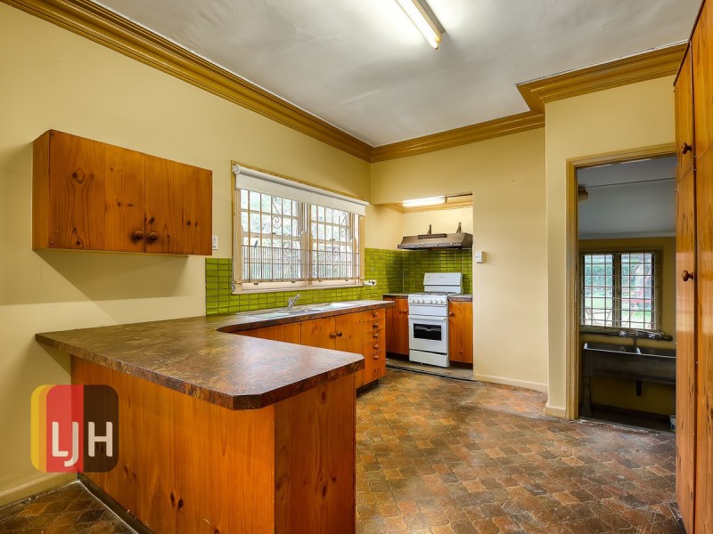 112 Webster Road, Stafford QLD 4053