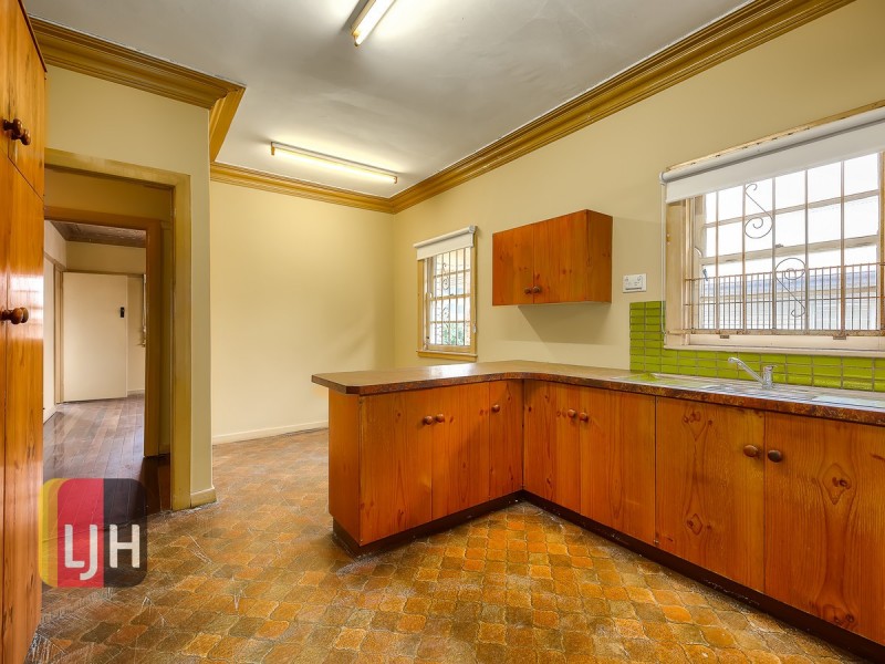 112 Webster Road, Stafford QLD 4053