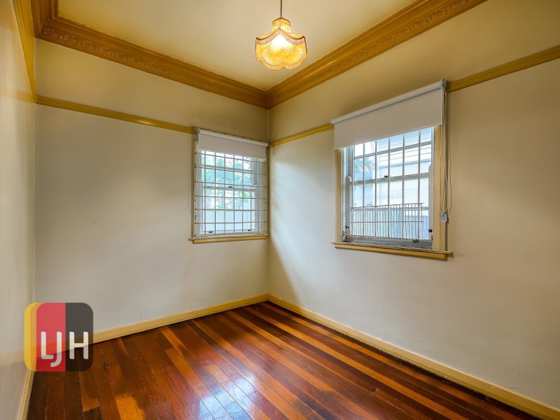 112 Webster Road, Stafford QLD 4053