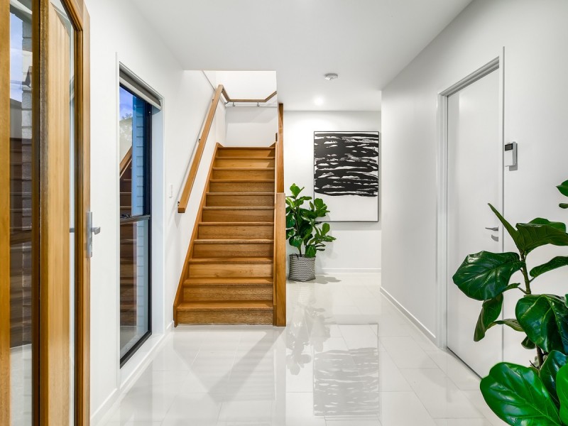 24 Carnot Street, Wavell Heights QLD 4012