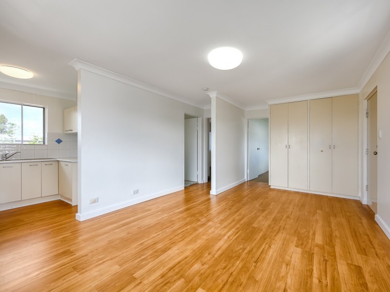 4/14 Foster Street, Newmarket QLD 4051