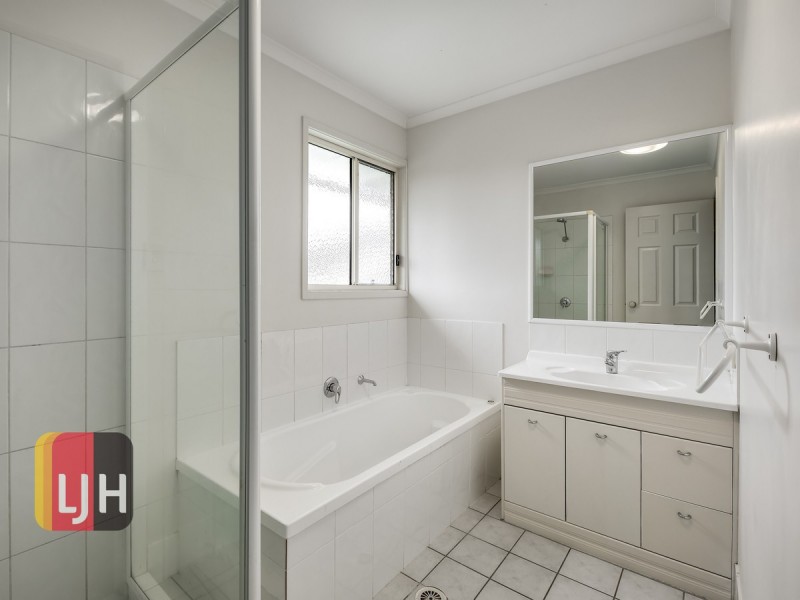 6 Leanne Close, Mcdowall QLD 4053