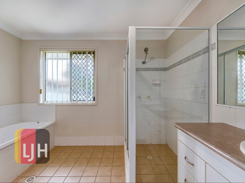 79 Oakwood Drive, Warner QLD 4500