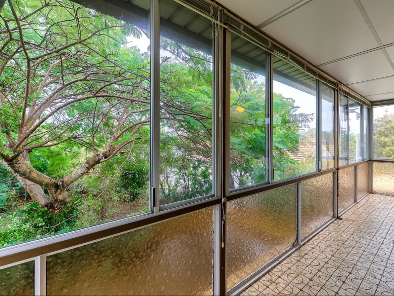 3 Winton Street, Stafford Heights QLD 4053