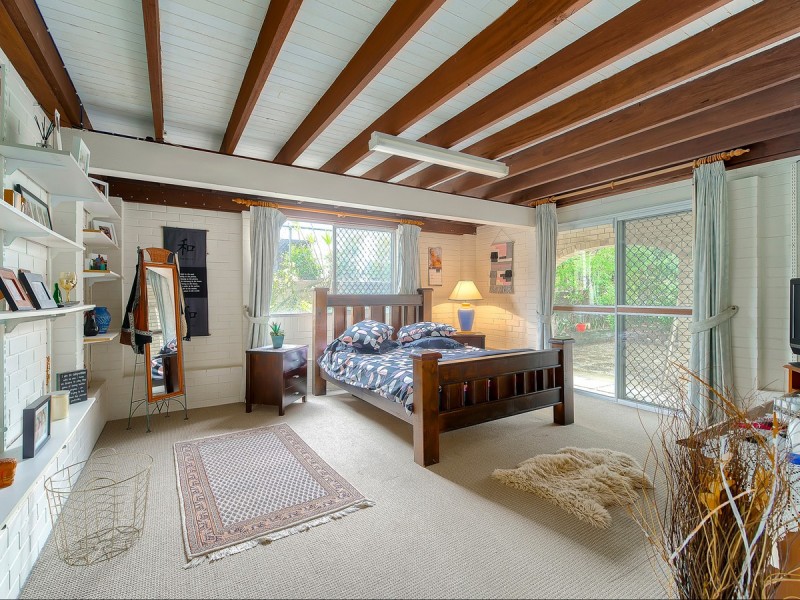 3 Winton Street, Stafford Heights QLD 4053