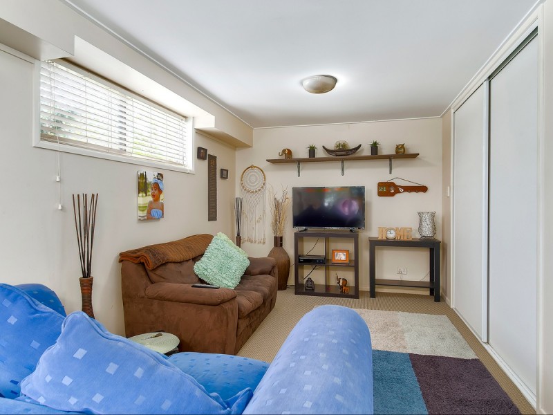 3 Winton Street, Stafford Heights QLD 4053