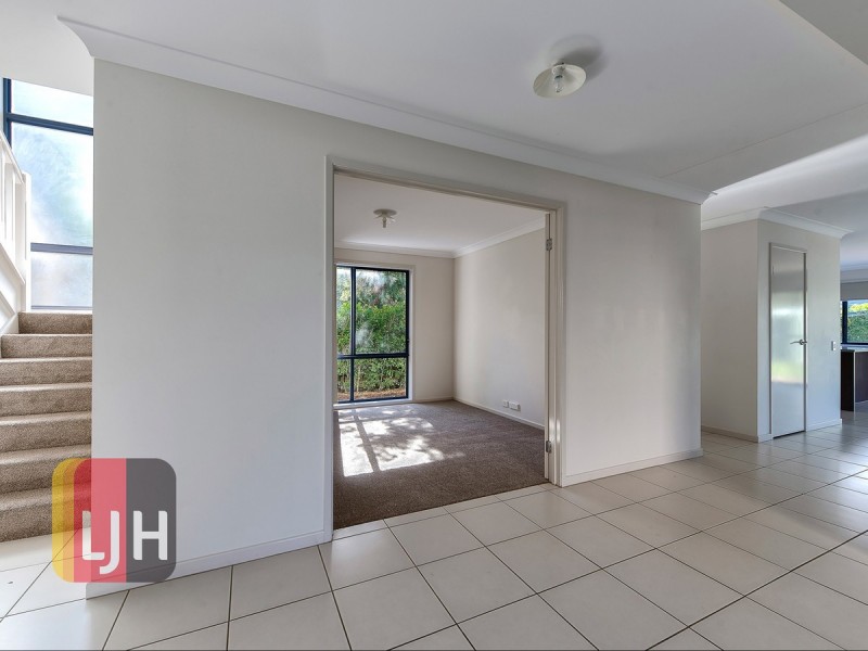 15 Dundonald Street, Everton Park QLD 4053