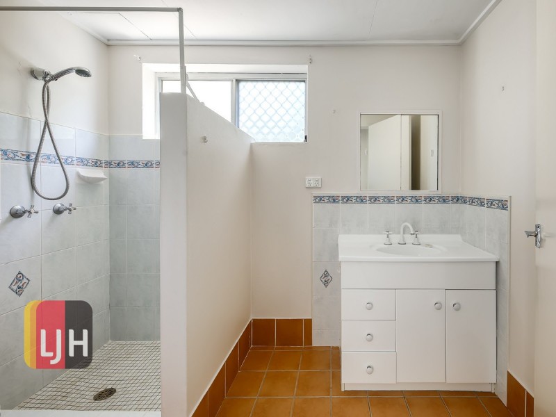 1/56 Leiper Street, Stafford QLD 4053