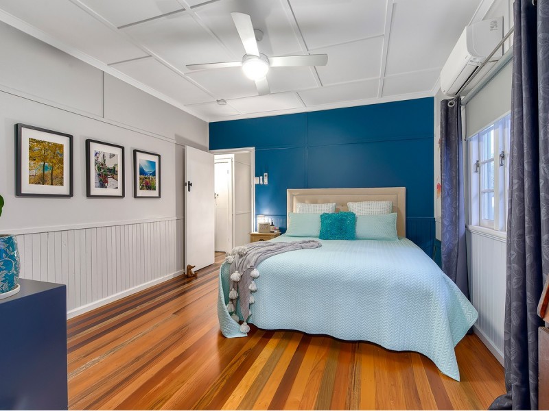 136 Clifford Street, Stafford Heights QLD 4053