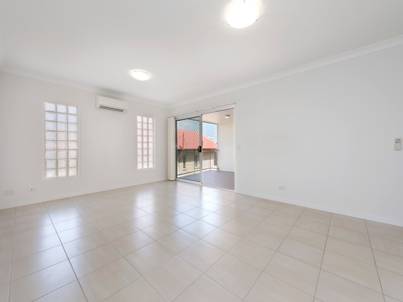 11/22 Birdwood Street, Zillmere QLD 4034