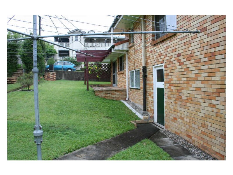 56 Montpelier Street, Newmarket QLD 4051