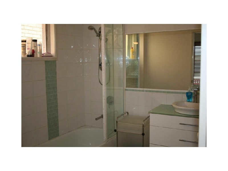 4/33 Windsor Avenue, Lutwyche QLD 4030