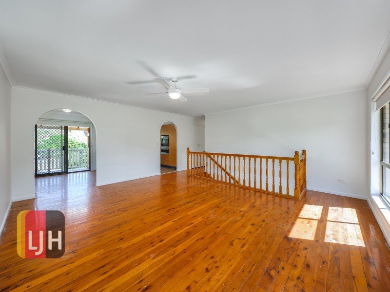 17 Costello Place, Stafford Heights QLD 4053