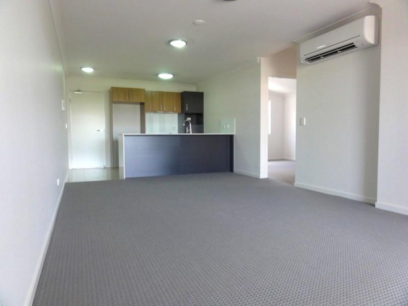 231/83 Lawson Street, Morningside QLD 4170