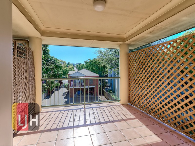 Unit 12/3 Collins Street, Nundah QLD 4012