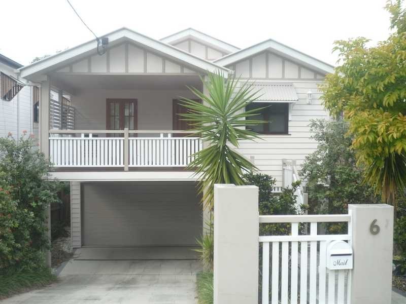 6 Bank Street, Windsor QLD 4030