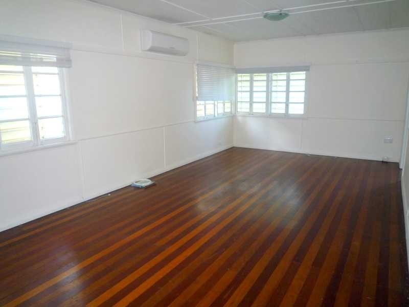 69 Tenth Avenue, Kedron QLD 4031