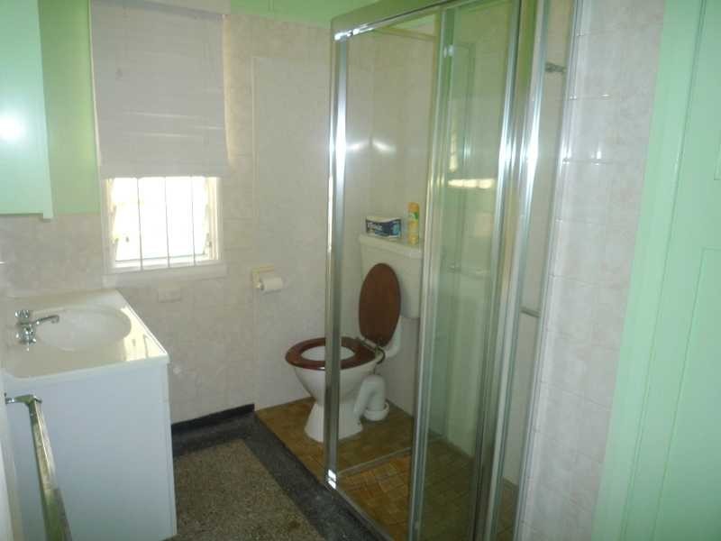 69 Tenth Avenue, Kedron QLD 4031