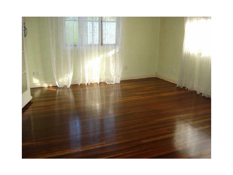 29 Burrowa Street, Stafford QLD 4053