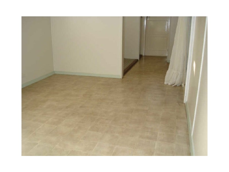 29 Burrowa Street, Stafford QLD 4053