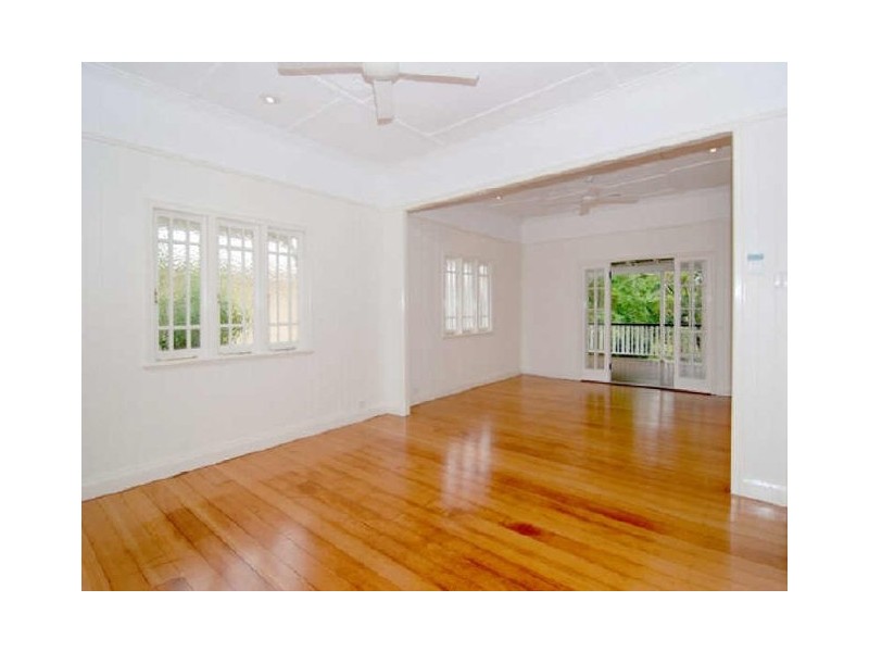 93 Broughton Road, Kedron QLD 4031