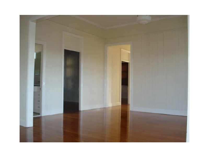 18 MacGregor Street, Wilston QLD 4051