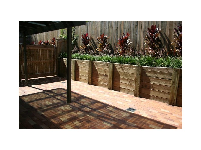 2/9 Western Avenue, Chermside QLD 4032