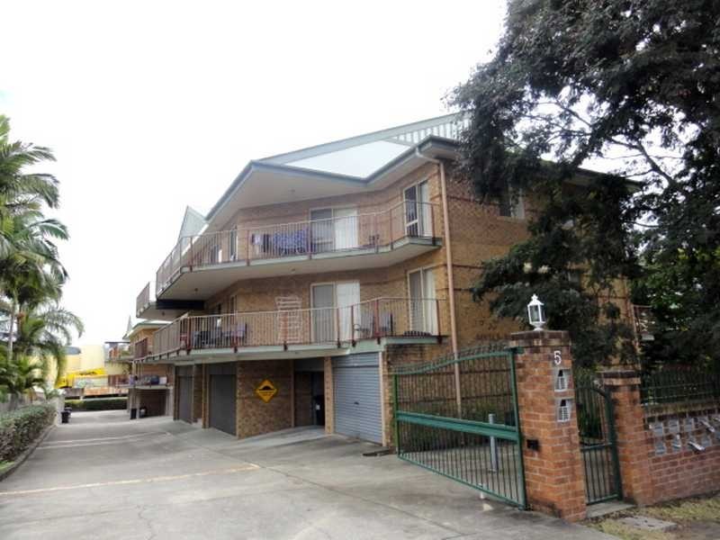 4/5 Laura Street, Lutwyche QLD 4030